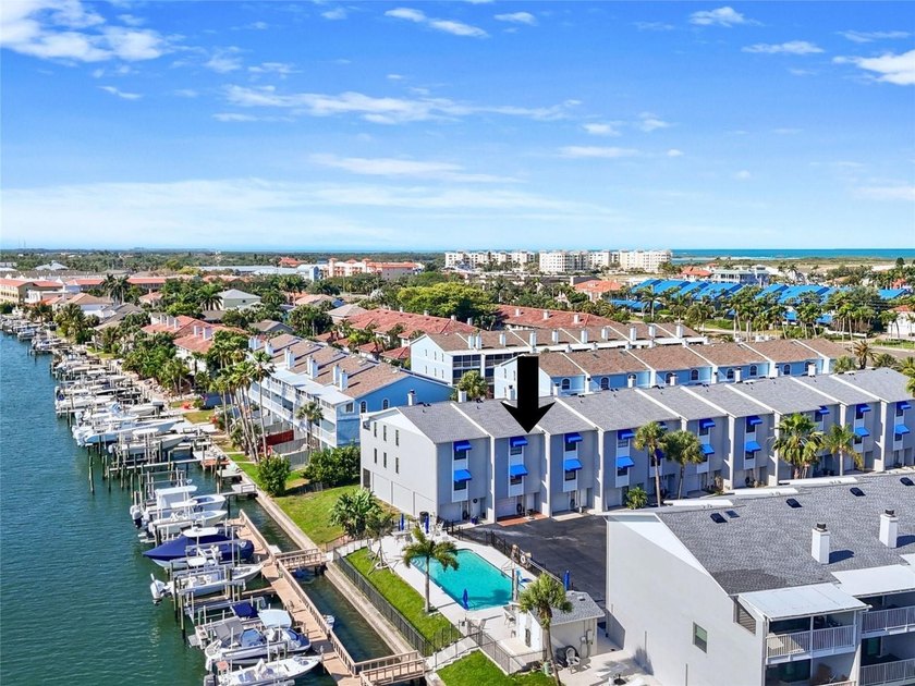 Two-bedroom townhome with deeded boat slip & 10,000 lbs lift in - Beach Townhome/Townhouse for sale in Tierra Verde, Florida on Beachhouse.com