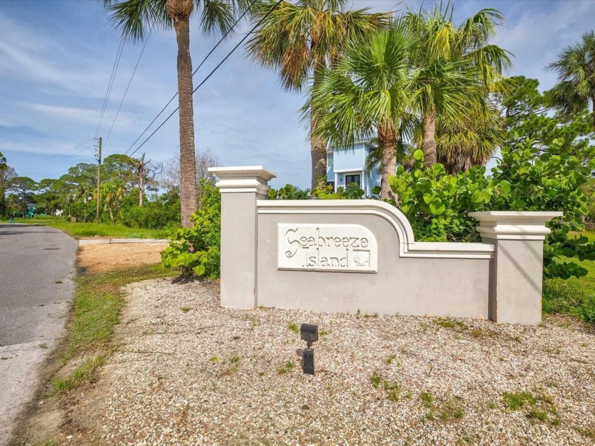 WATERFRONT LIVING AT ITS FINEST!!! BUILD YOUR DREAM HOME ON SEA - Beach Lot for sale in Tarpon Springs, Florida on Beachhouse.com