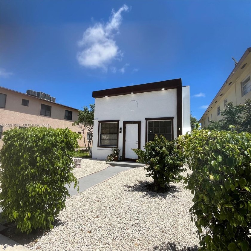 Excellent opportunity for a primary residence or investment in - Beach Home for sale in Lake Worth, Florida on Beachhouse.com