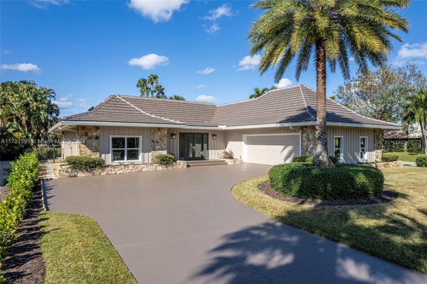 Nestled within the prestigious PGA Resort Community, this - Beach Home for sale in Palm Beach Gardens, Florida on Beachhouse.com