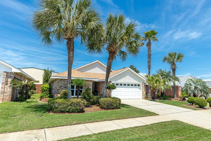 Welcome to Sunsail, a charming, golf cart-friendly neighborhood - Beach Home for sale in Destin, Florida on Beachhouse.com