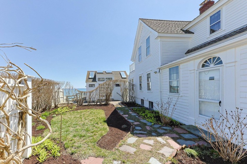 Waterfront East End Retreat with Unparalleled Views. Welcome to - Beach Home for sale in Provincetown, Massachusetts on Beachhouse.com