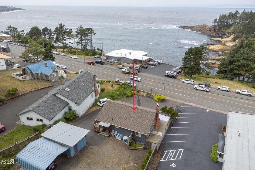 Exciting & constantly changing ocean views from this successful - Beach Home for sale in Depoe Bay, Oregon on Beachhouse.com
