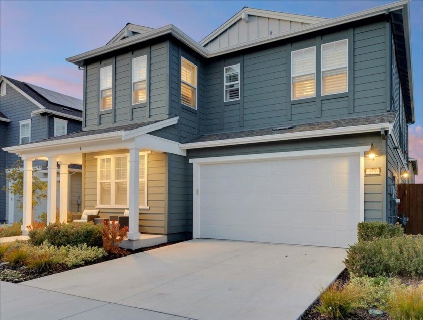 Qualified Veterans may assume a 4.875% VA loan on this luxurious - Beach Home for sale in Marina, California on Beachhouse.com