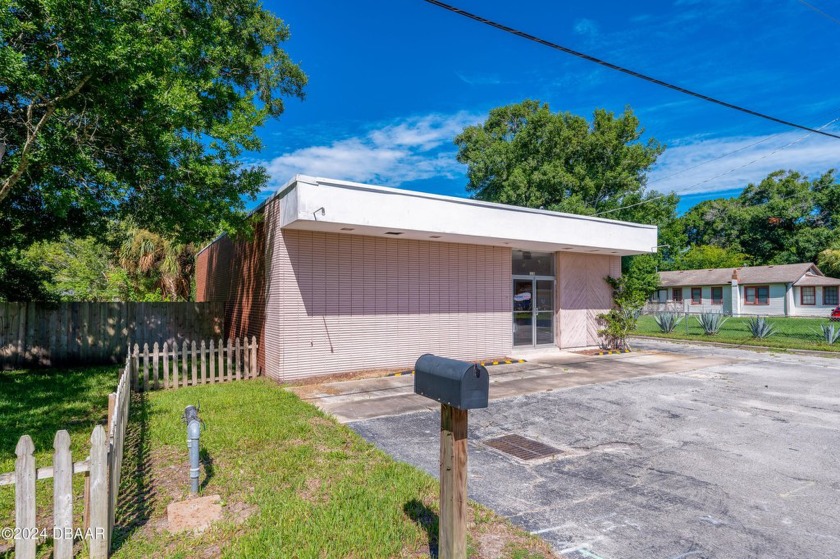 Commercial building opportunity. Former old Post Office back in - Beach Commercial for sale in Daytona Beach, Florida on Beachhouse.com