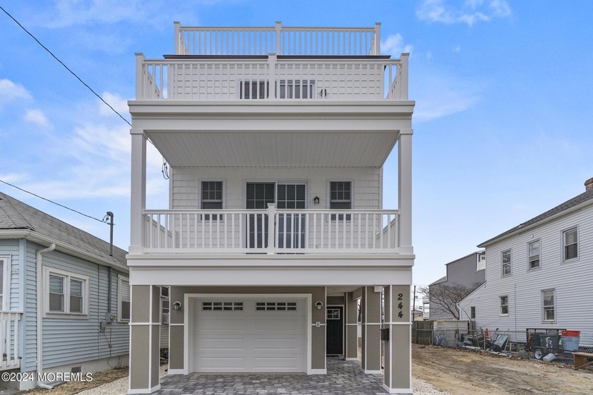 Ready to move in. This is the one you have been waiting for! - Beach Home for sale in Seaside Heights, New Jersey on Beachhouse.com