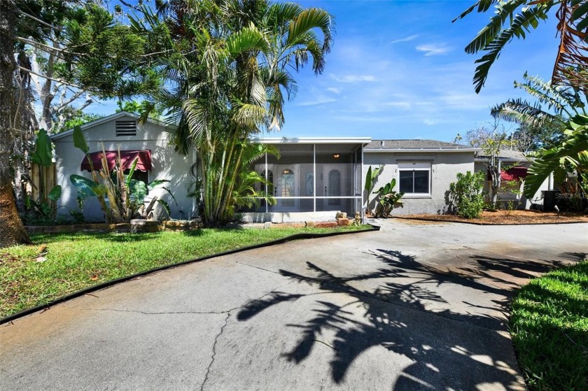 Tucked away on a quiet corner in Gulfport's sought-after Marina - Beach Home for sale in Gulfport, Florida on Beachhouse.com