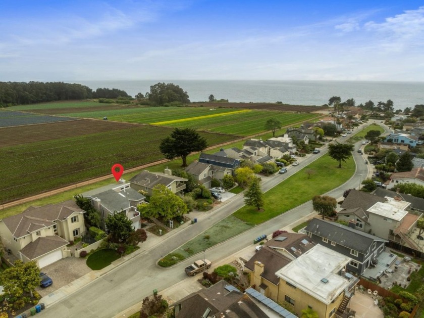 Coastal Elegance Meets Resort Living by the Beach in Seascape! - Beach Home for sale in Aptos, California on Beachhouse.com