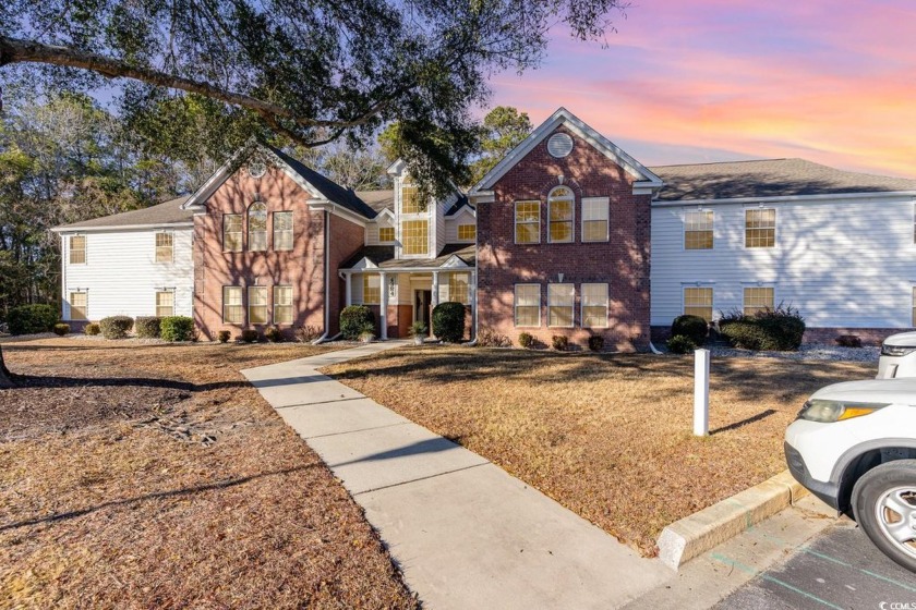 This is an immaculate and fully-furnished 3-bedroom/2-bathroom - Beach Condo for sale in Murrells Inlet, South Carolina on Beachhouse.com