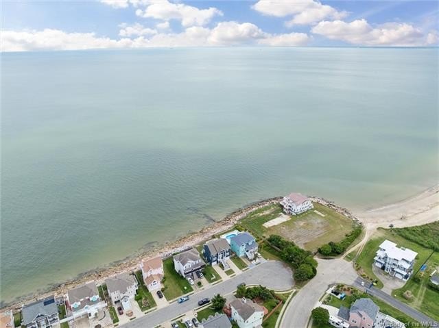 Welcome to 125 Grandview Dr, where coastal elegance meets - Beach Home for sale in Hampton, Virginia on Beachhouse.com