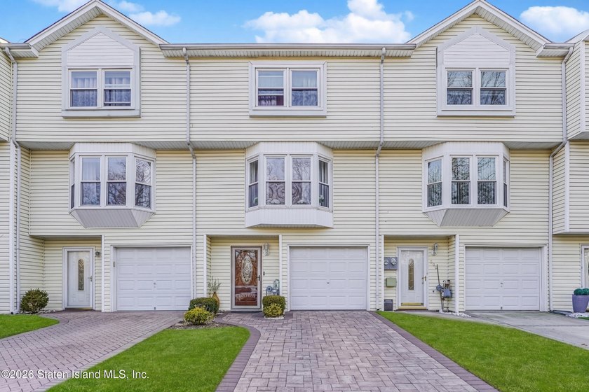 Welcome to 562 Dongan Hills Avenue! This spacious, fully - Beach Condo for sale in Staten Island, New York on Beachhouse.com