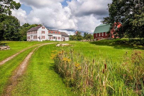 This classic New England farm property is located in Southern - Beach Home for sale in York, Maine on Beachhouse.com