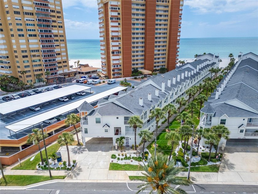 This stunning 3-bedroom 2.5-bathroom townhome just steps from - Beach Townhome/Townhouse for sale in Redington Shores, Florida on Beachhouse.com