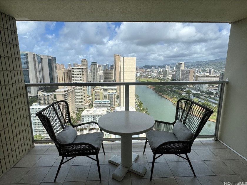 Situated in a relatively quiet area of Waikiki, at the corner of - Beach Condo for sale in Honolulu, Hawaii on Beachhouse.com