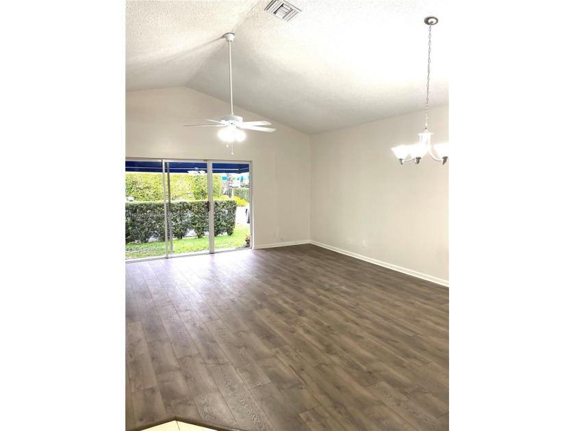 Beautiful 3-bedroom, 2-bathroom villa located in a highly - Beach Home for sale in Dania, Florida on Beachhouse.com