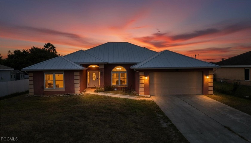 POOL HOME WITH NEW ROOF, SOLAR PANELS & IMPACT WINDOWS Welcome - Beach Home for sale in Lehigh Acres, Florida on Beachhouse.com