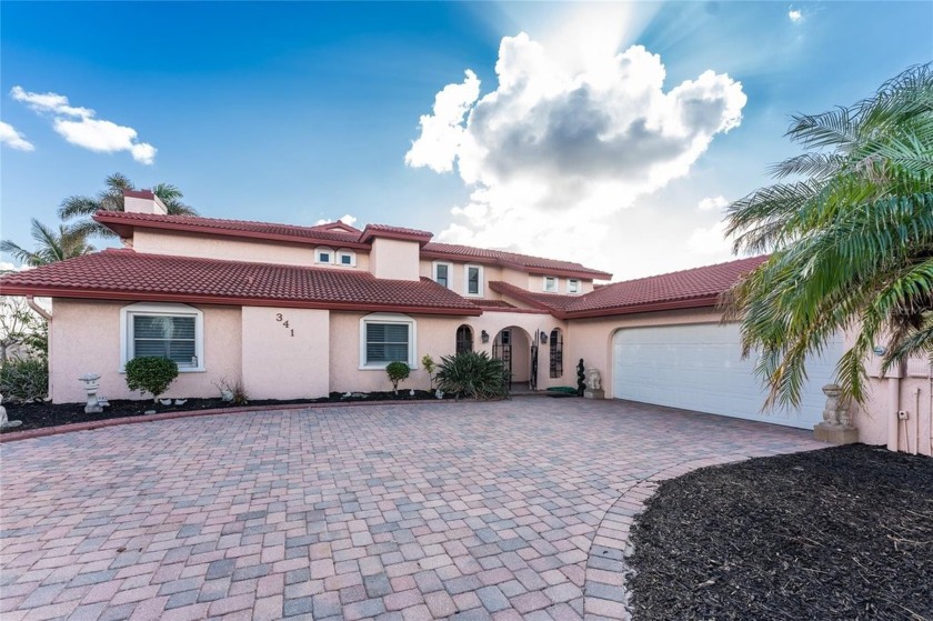 Investor's Special! This massive 5 bedroom, 4.5 bathroom pool - Beach Home for sale in Port Charlotte, Florida on Beachhouse.com