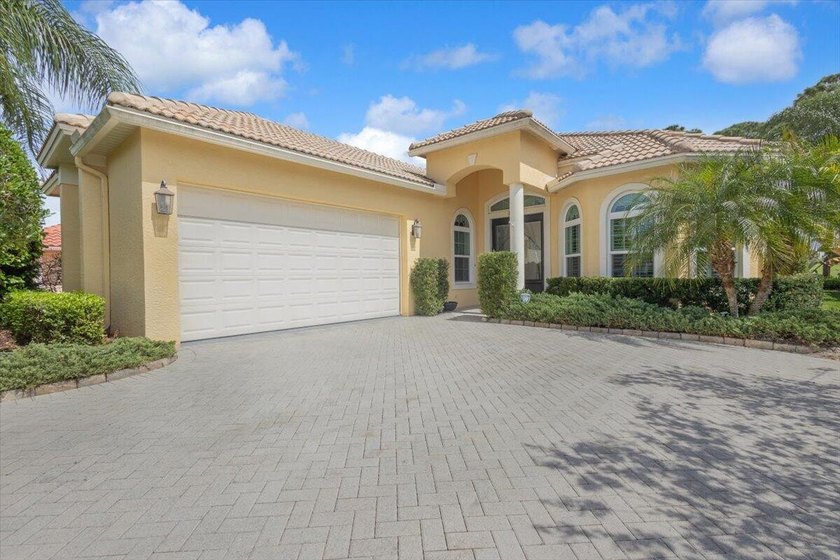 Exceptional home shows like a MODEL in Oak Hill at PGA Village - Beach Home for sale in Port Saint Lucie, Florida on Beachhouse.com
