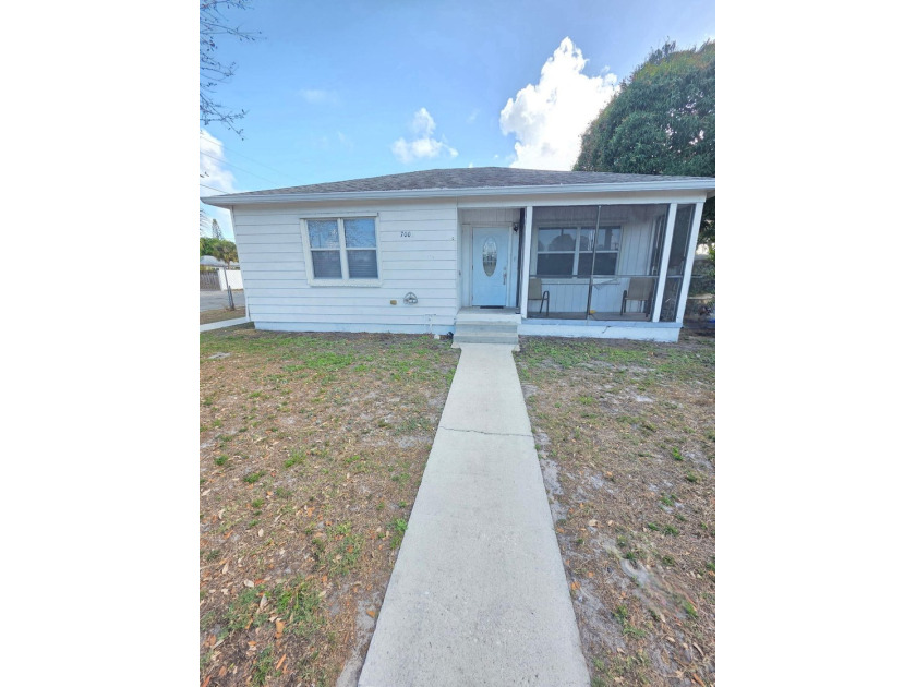 This charming 2-bedroom, 1-bath single-family home offers a - Beach Home for sale in West Palm Beach, Florida on Beachhouse.com
