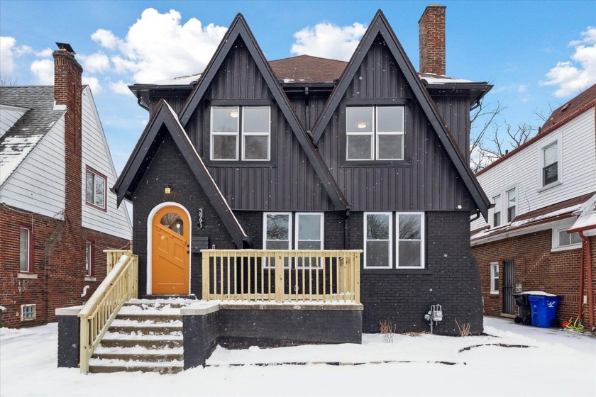 This 5 bedroom 2.5 bathroom classic colonial near the highly - Beach Home for sale in Detroit, Michigan on Beachhouse.com