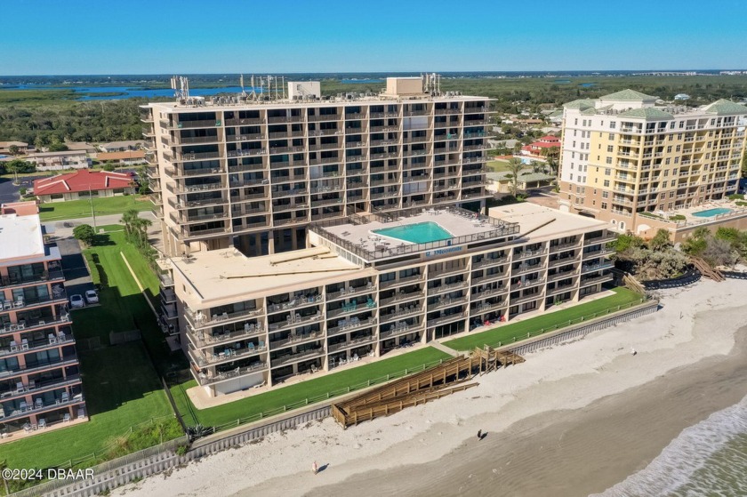 DIRECT OCEANFRONT GROUND FLOOR FULLY FURNISHED CORNER CONDO - Beach Condo for sale in New Smyrna Beach, Florida on Beachhouse.com