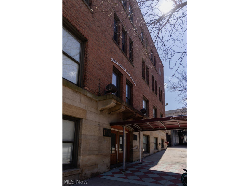 Spacious three-level, one-bedroom condo located in the desirable - Beach Condo for sale in Cleveland, Ohio on Beachhouse.com