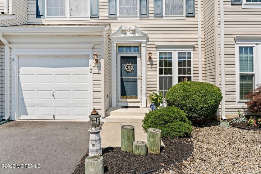 Welcome to this effortless coastal living in the beautifully - Beach Townhome/Townhouse for sale in Bayville, New Jersey on Beachhouse.com