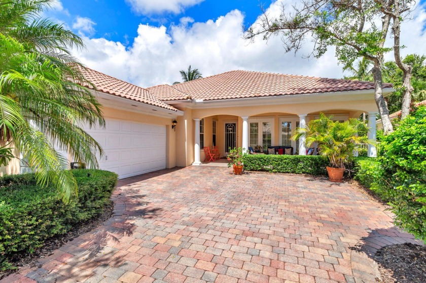 Welcome Home! One Of A Kind! This Carlyle Model Has Been - Beach Home for sale in Palm Beach Gardens, Florida on Beachhouse.com