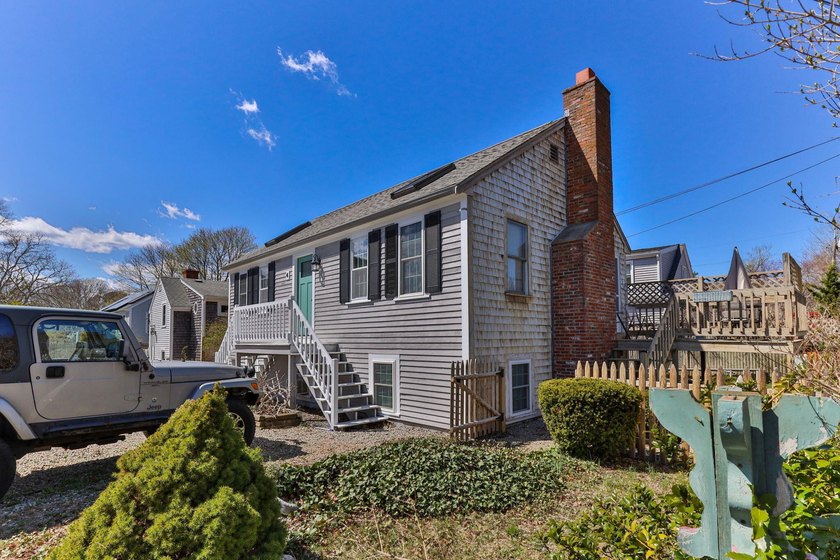 Location! Location! This free-standing condo has the look & feel - Beach Condo for sale in Hyannis, Massachusetts on Beachhouse.com