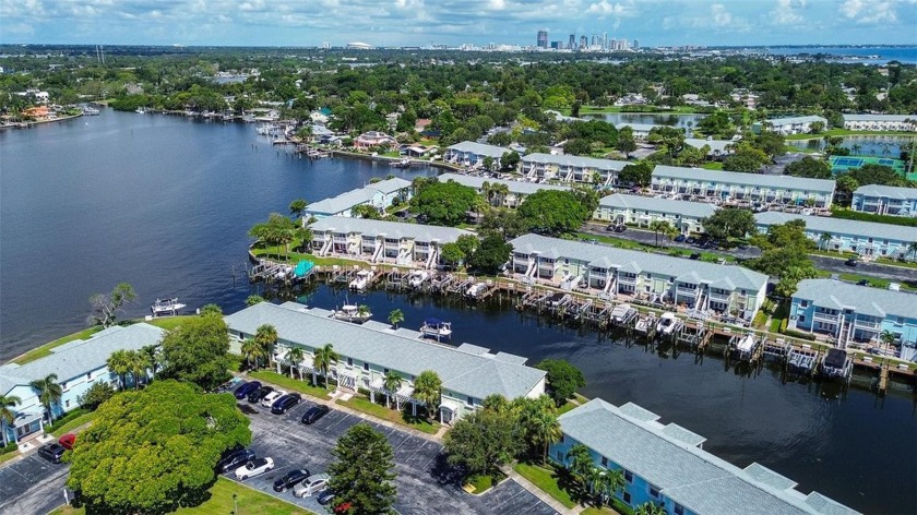 Welcome to Waterside South! A resort style social waterfront - Beach Condo for sale in St. Petersburg, Florida on Beachhouse.com