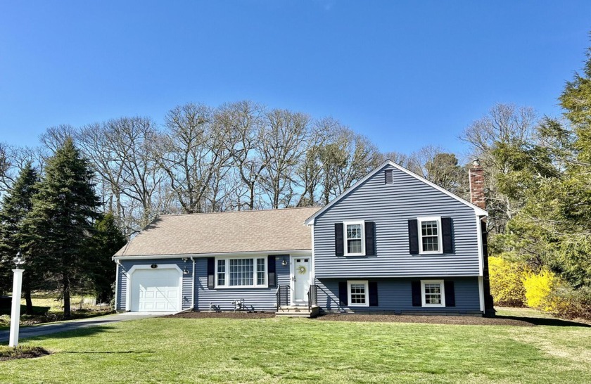 Newly remodeled 3 bedroom / 2 bath / 1580 sq ft home on a quiet - Beach Home for sale in Harwich, Massachusetts on Beachhouse.com