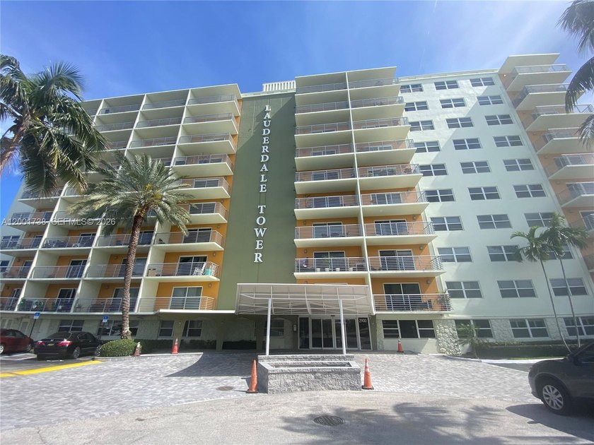 BEAUTIFUL AND SPACIOUS PLENTY STORAGE 1/1 BLDG ON INTRACOASTAL - Beach Condo for sale in Fort Lauderdale, Florida on Beachhouse.com