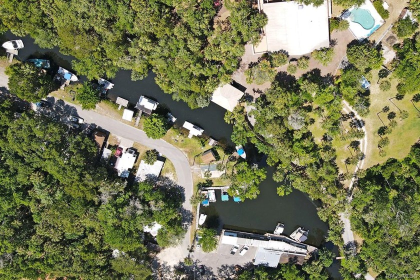 Waterfront RV/Mobile Home Park.  3.5 acres 1,000 feet on canal - Beach Commercial for sale in Homosassa, Florida on Beachhouse.com
