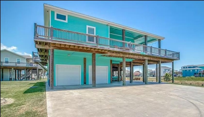 Welcome to this stunning furnished 4-bedroom, 3-bath - Beach Home for sale in Crystal Beach, Texas on Beachhouse.com