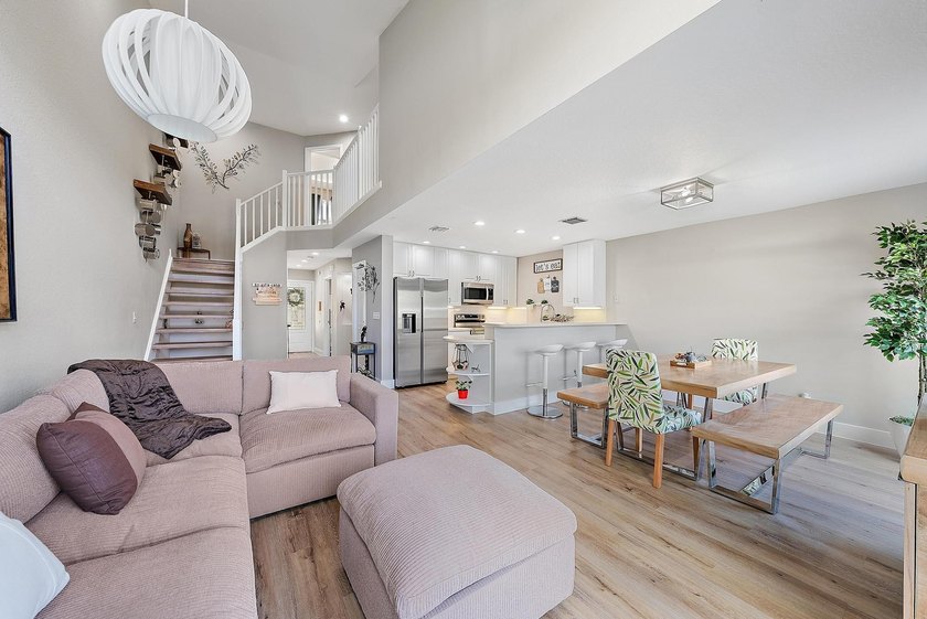 Welcome to Westwood Lakes, a quaint townhome community in Palm - Beach Townhome/Townhouse for sale in Palm Beach Gardens, Florida on Beachhouse.com