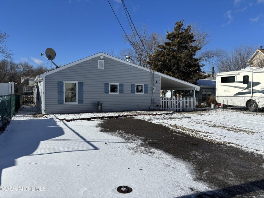 This beautiful remodeled waterfront property in Waretown offers - Beach Home for sale in Waretown, New Jersey on Beachhouse.com