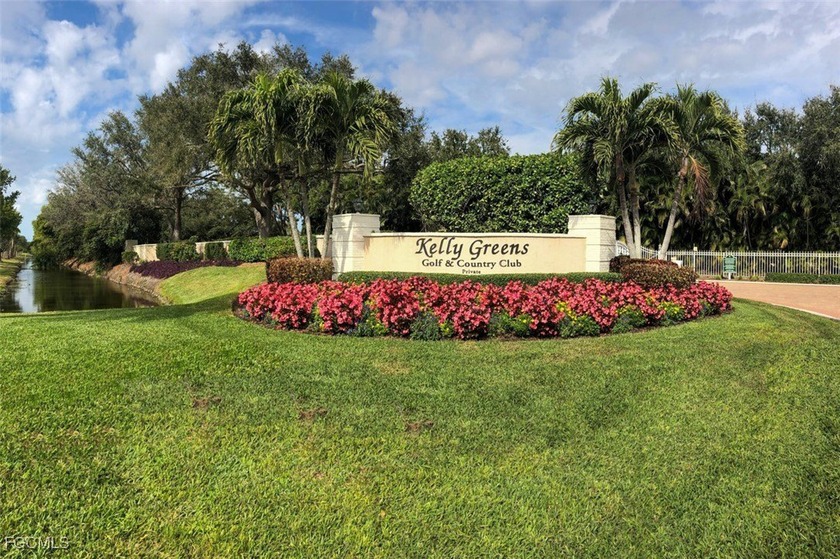 Turnkey, top-floor condo ideal for seasonal living or rental - Beach Condo for sale in Fort Myers, Florida on Beachhouse.com