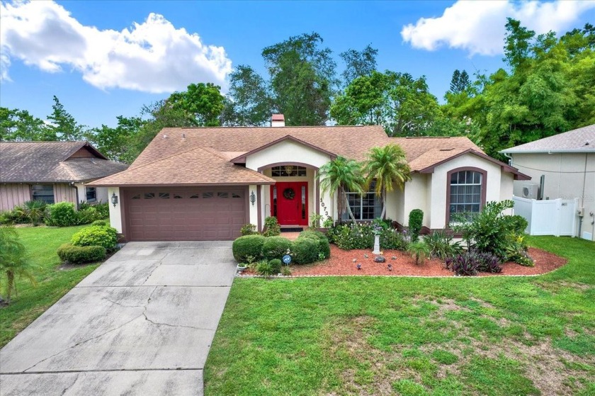 Desirable Tampa Shores community home tucked away on a quiet - Beach Home for sale in Tampa, Florida on Beachhouse.com