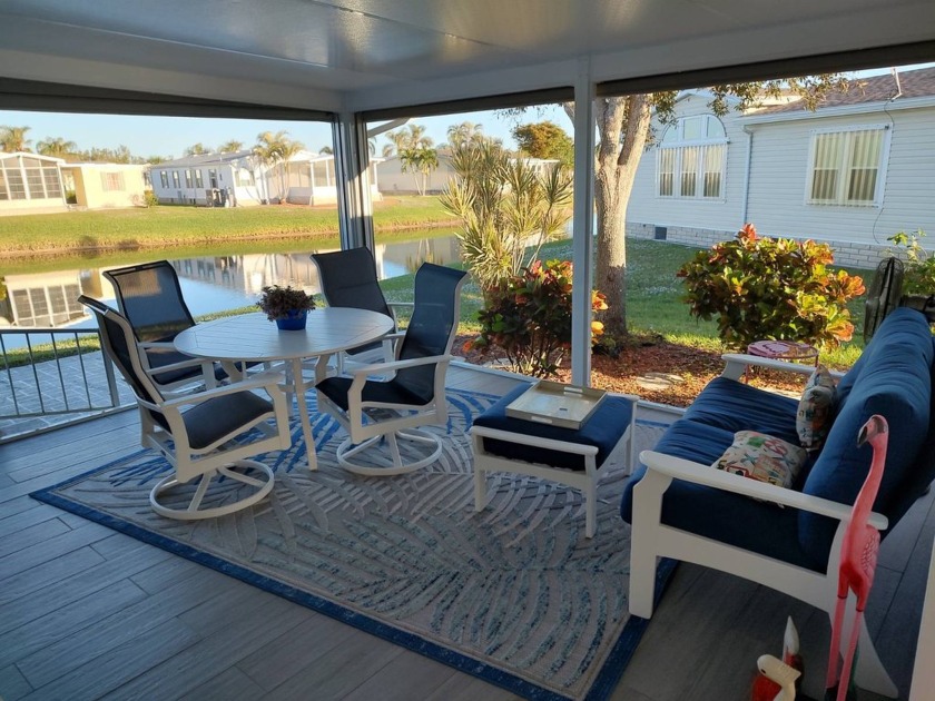 This amazing 3-bedroom, 2-bath cul-de-sac home with a bonus room - Beach Home for sale in Punta Gorda, Florida on Beachhouse.com