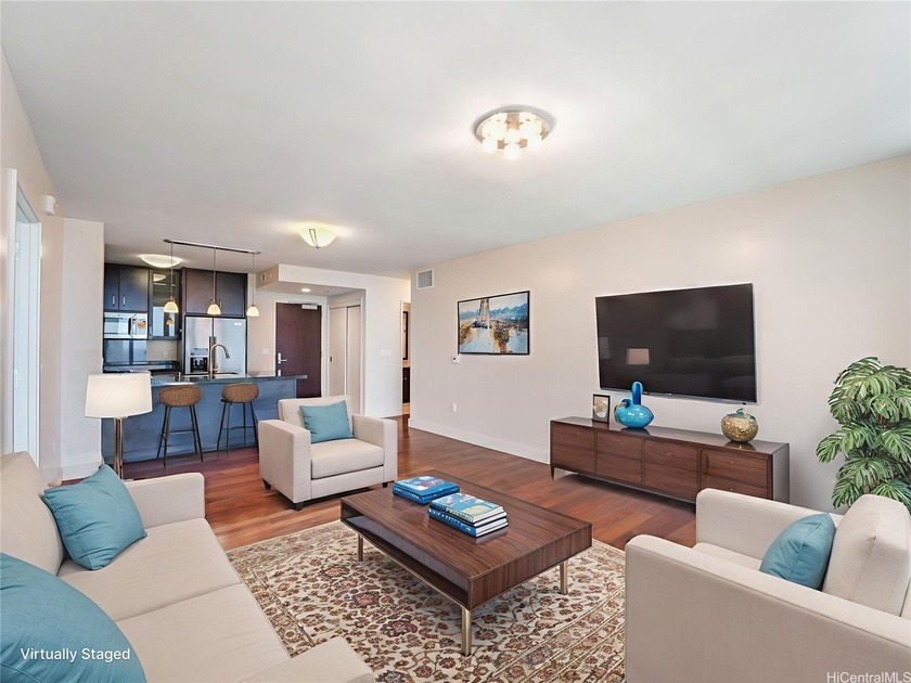 Lowest-priced ocean-facing 2-bedroom in Waihonua in the last - Beach Condo for sale in Honolulu, Hawaii on Beachhouse.com