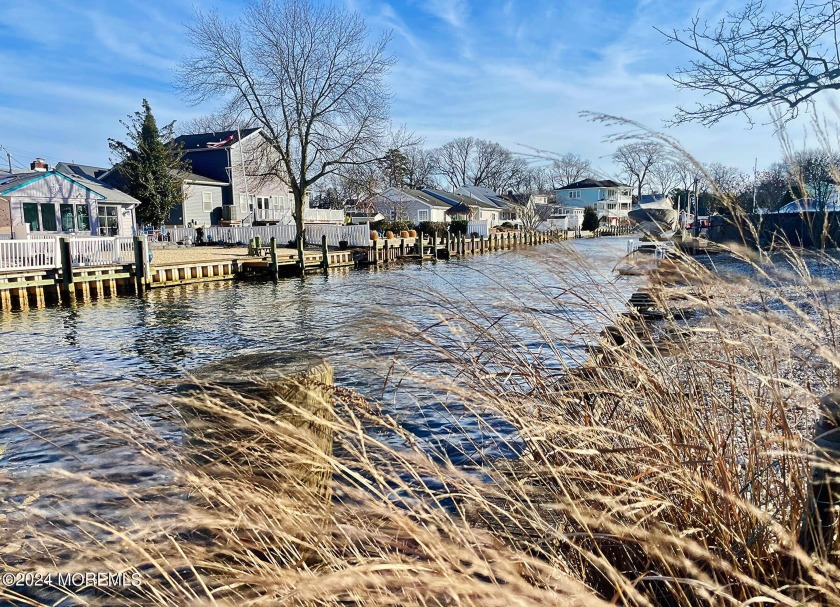 Bring your plans and create your perfect getaway at the Jersey - Beach Home for sale in Brick, New Jersey on Beachhouse.com