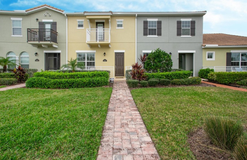 Explore luxury living in this stunning three bedroom, 2 1/2 bath - Beach Townhome/Townhouse for sale in Rockledge, Florida on Beachhouse.com