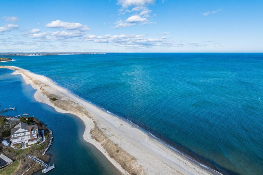 A Rare Coastal Dream in Bright Coves

Wake to the scent of salt - Beach Home for sale in Mashpee, Massachusetts on Beachhouse.com