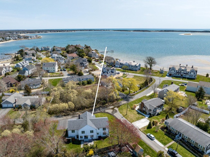 This 5 bedroom 4 bath home has been beautifully renovated and is - Beach Home for sale in Hyannis, Massachusetts on Beachhouse.com
