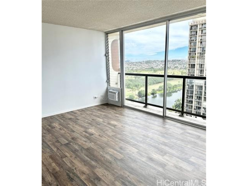 SELLER OFFERING 10,000.00 CREDIT to buyer's closing or to buy - Beach Condo for sale in Honolulu, Hawaii on Beachhouse.com
