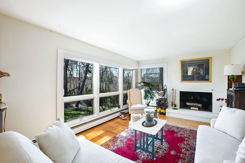 Welcome to 33 Lorraine Road, a beautifully maintained - Beach Home for sale in Teaticket, Massachusetts on Beachhouse.com