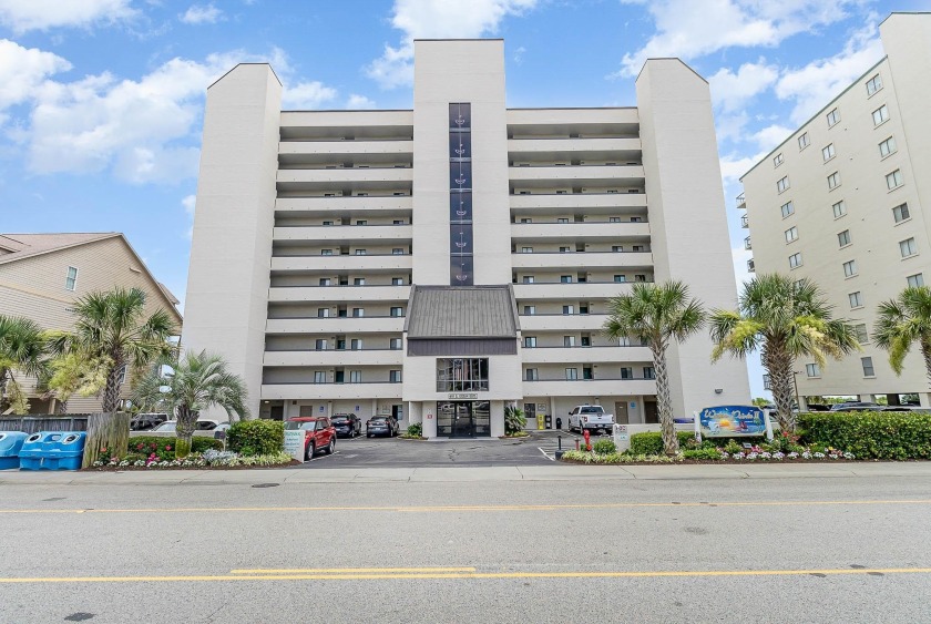 A breathtaking 3-bedroom, 2-bathroom ocean front unit nestled - Beach Condo for sale in North Myrtle Beach, South Carolina on Beachhouse.com