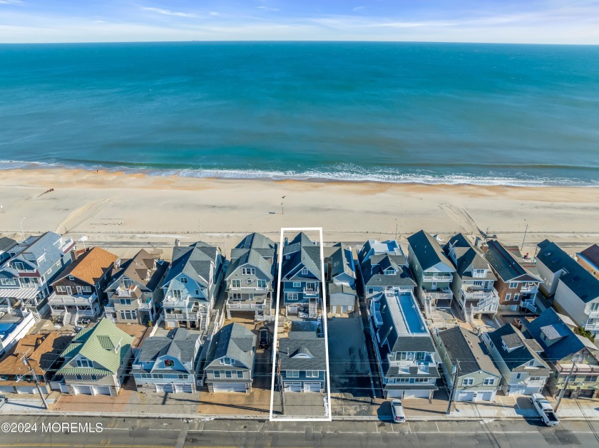 Living directly on the beach in Manasquan is a dream for most - Beach Home for sale in Manasquan, New Jersey on Beachhouse.com