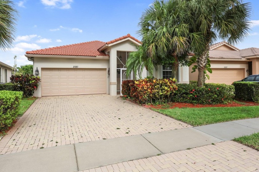 Welcome to this beautifully maintained 3-bedroom, 2-bath - Beach Home for sale in West Palm Beach, Florida on Beachhouse.com