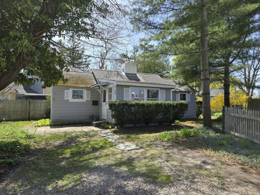 This 2 bedroom home has been renovated to make this your true - Beach Home for sale in Barnstable, Massachusetts on Beachhouse.com